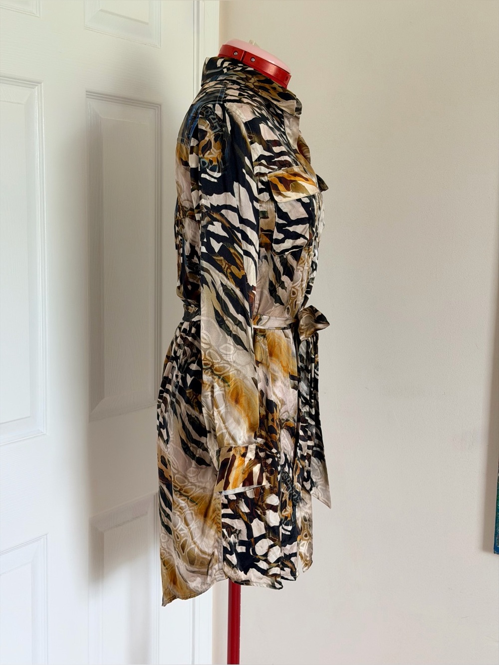 $280 NWOT Marciano Guess 100% Silk Animal Print Shirt Dress Tunic XS–S Belted - Picture 3 of 9